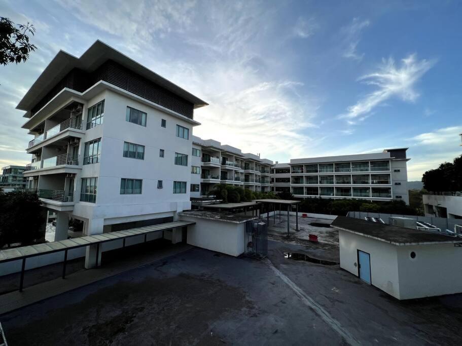 Luxury The Loft Comfort & Convenient Homestay 4 Kota Kinabalu Exterior foto